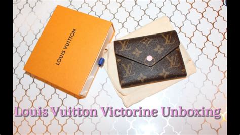 louis vuitton small wallet review|Louis Vuitton cheapest wallet.